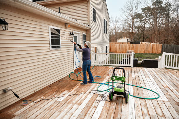 Why Choose Our Certified Pressure Washing Experts for Your Project Needs in Freer, TX?